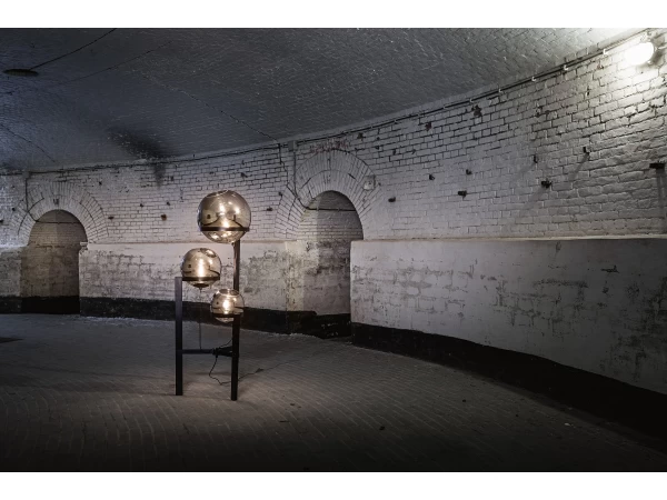 Vloerlamp ORB - Zwart/spiegelglas Zwart 2 Vloerlamp ORB - Zwart/spiegelglas Zwart - Afbeelding 2